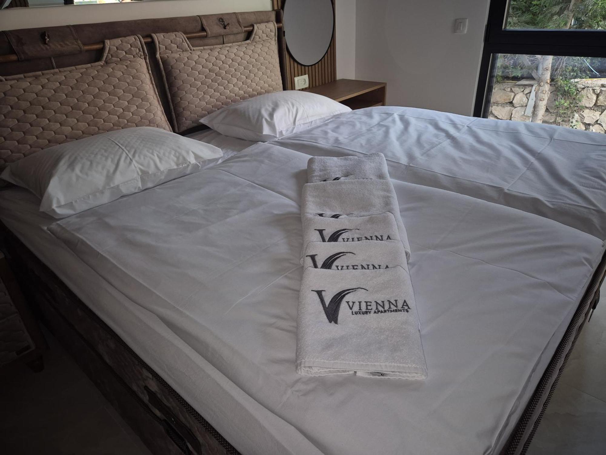 Vienna Luxury Apartments Dobra Voda Εξωτερικό φωτογραφία