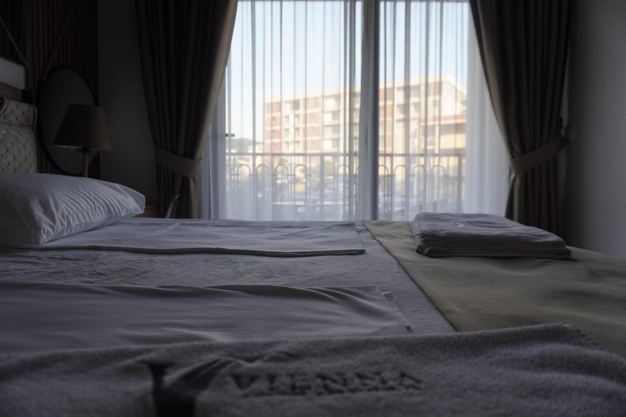Vienna Luxury Apartments Dobra Voda Εξωτερικό φωτογραφία